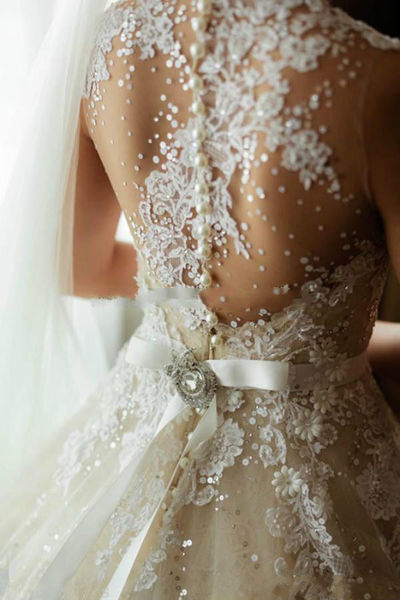 Long Sleeve Lace Wedding Dress with Pearls | Flosluna Long Sleeve Lace Wedding Dress with Pearls | Flosluna