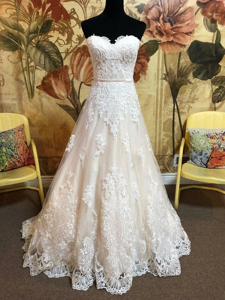 Lace Fitted Top Bridal Gown&Lace Princess Wedding Dress | Flosluna Lace Fitted Top Bridal Gown&Lace Princess Wedding Dress | Flosluna