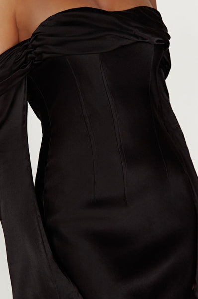 Black Off Shoulder Dress，Open Back Black Evening Dress，Long Sleeve Maxi Dresses