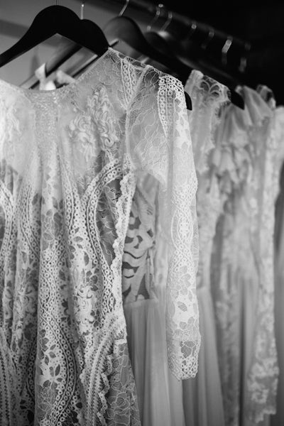 Lace Bohemian Wedding Dresses French Lace Long Sleeve Boho Chic Dress Open Back Bridal Gowns vestido de noiva 2017 - FlosLuna